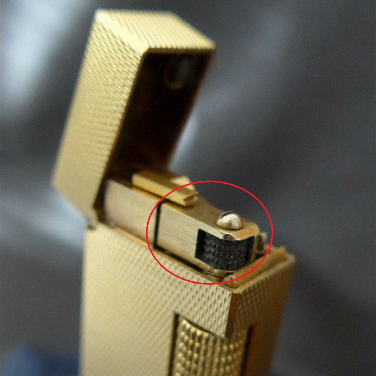 Silver/Gold Top Block Storage  - Fire Starting Kit review and price
